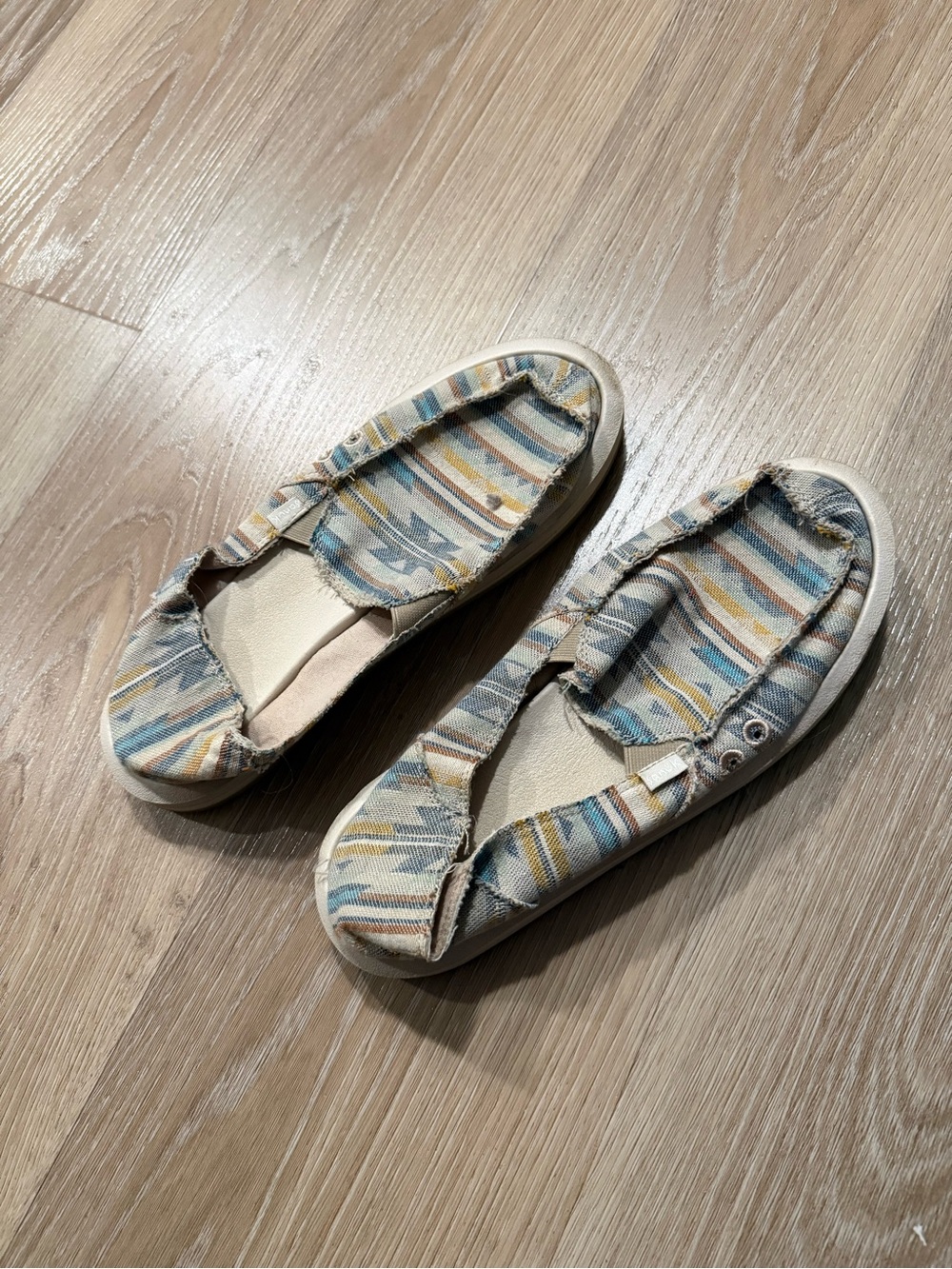 Sanuk Kids Slip-On Sneakers in Blue, Tan & Cream Stripe